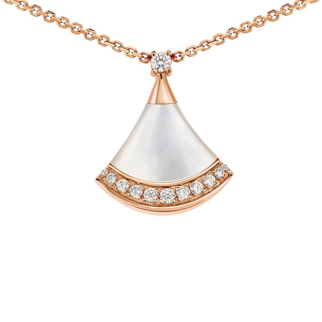 Elegant Rose Gold Geometric Pendant Necklace