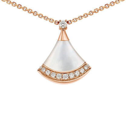 Elegant Rose Gold Geometric Pendant Necklace